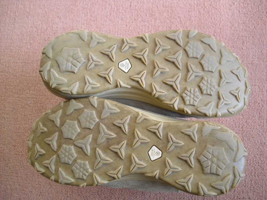 Зимни обувки Quechua.