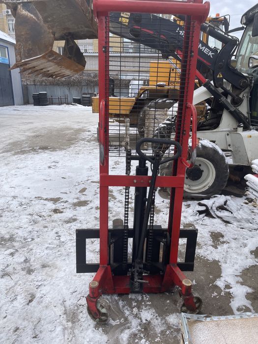 Гидравлический штабелер