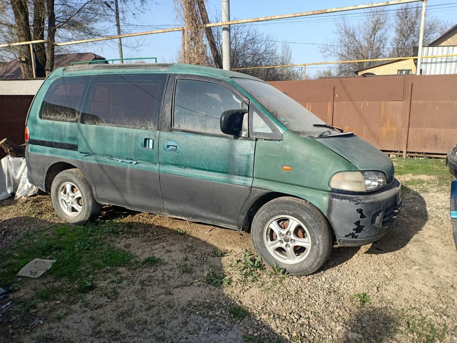 Митсубиси Спейс Гир.