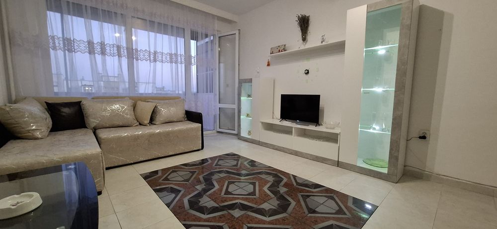 Дава се под наем Тристаен апартамент в Варна, Кайсиева градина - 74 кв.м за 408 € - Снимка #3