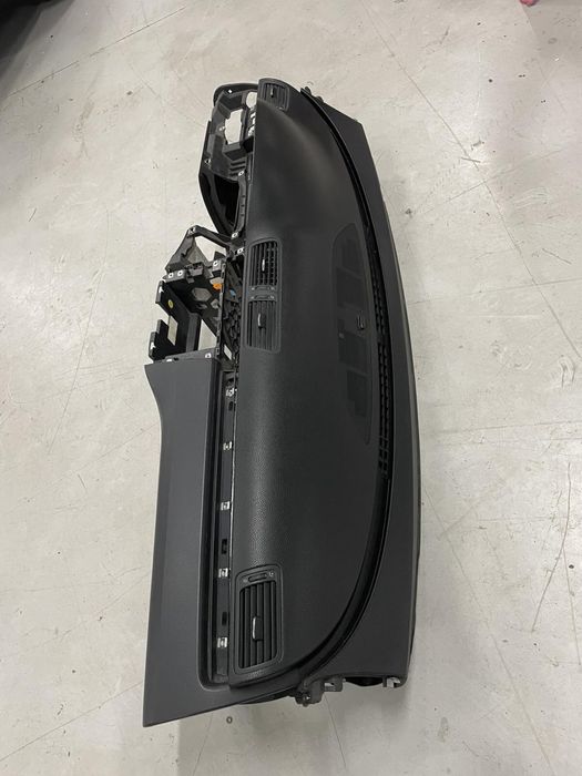 Арматурно табло за пасат 6