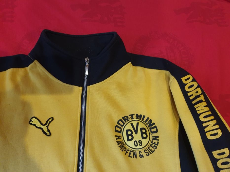 Bluza de barbati  -  150 lei.