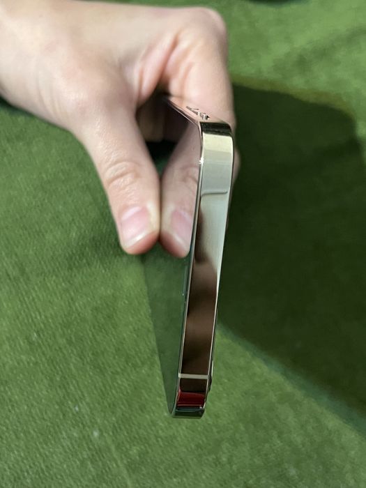 Iphone 12 Pro 128 gb gold златен