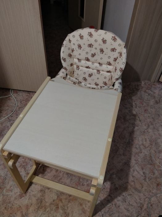 Детский стул для кормления