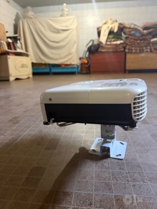 Проектор Epson для учебных центров