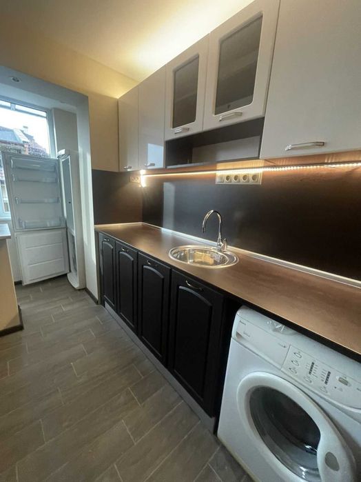 Дава се под наем Двустаен апартамент в Пловдив, Съдийски - 76 кв.м за 300 € - Снимка #5