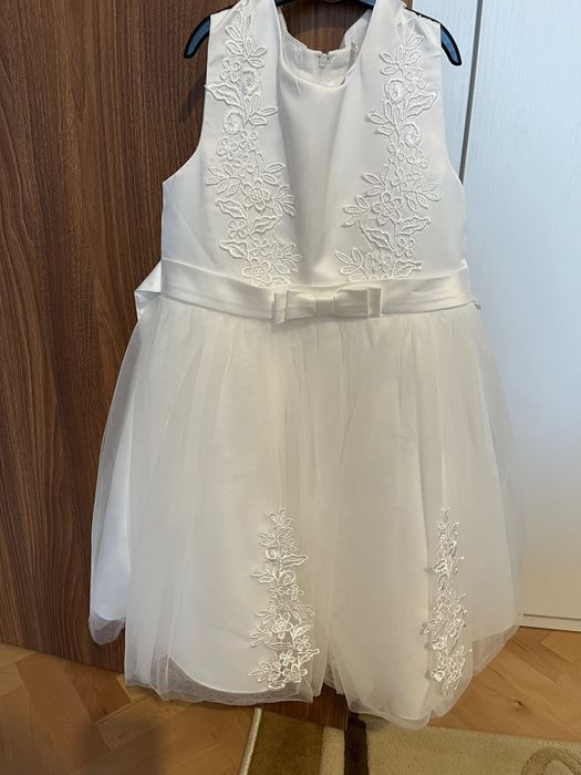 Детска рокля размер 140 см.
