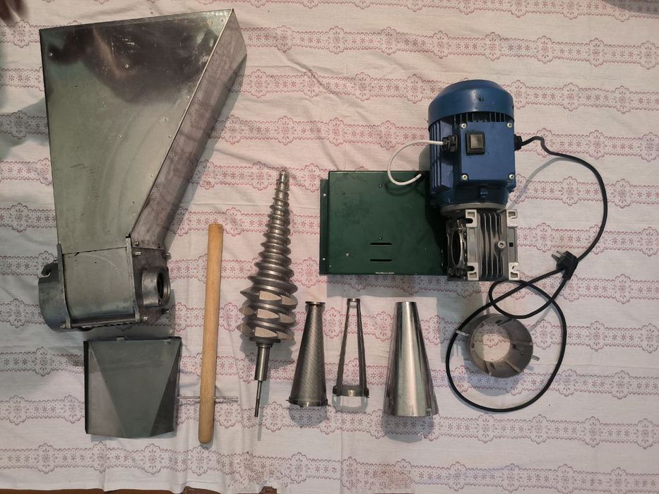 Sharbat chiqargich/Sok aparat/Сок аппарат