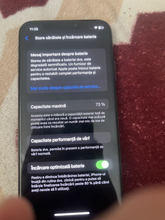 Vand iphone x merge destul de bile