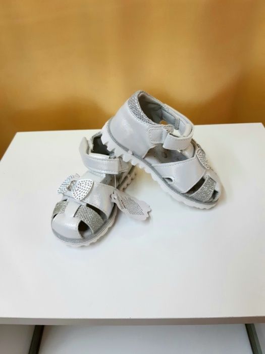 Сандалии детские