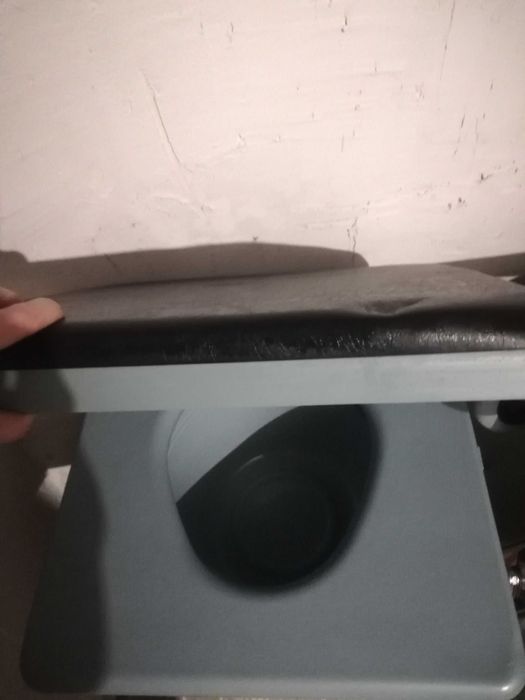 Тоалетен стол / инвалидна количка и рамка за болнично легло