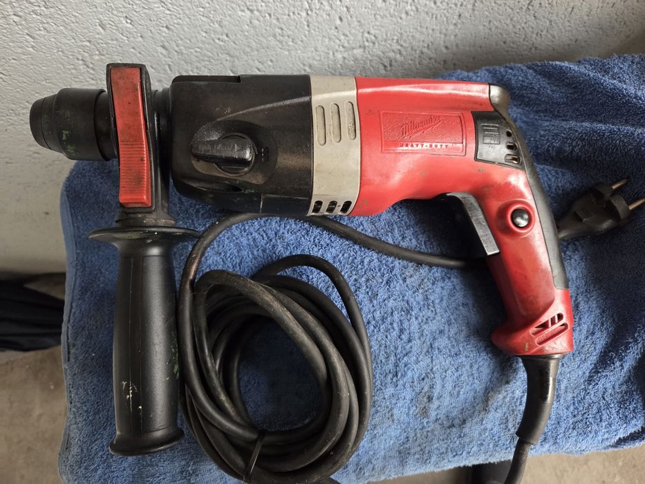 Rotopercutor Milwaukee 670w