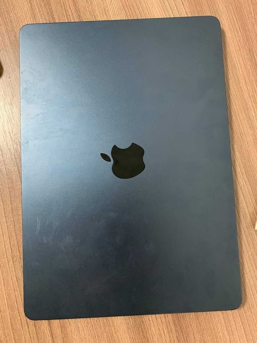 Macbook Air M2 / KA33335