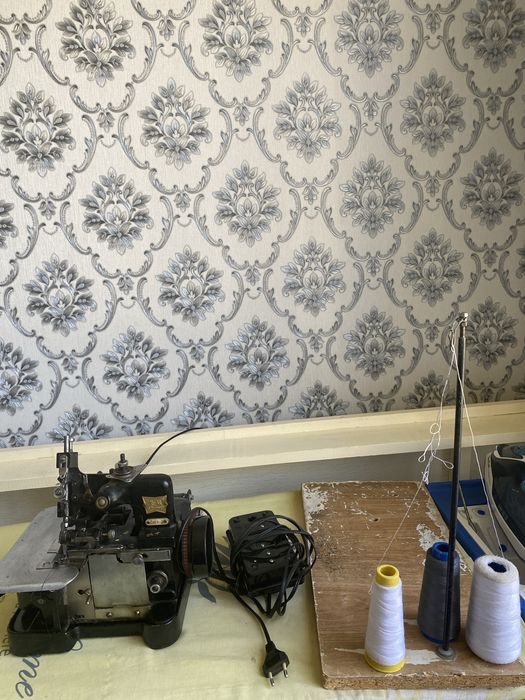 Швейная машинка и оверлог СРОЧНО!