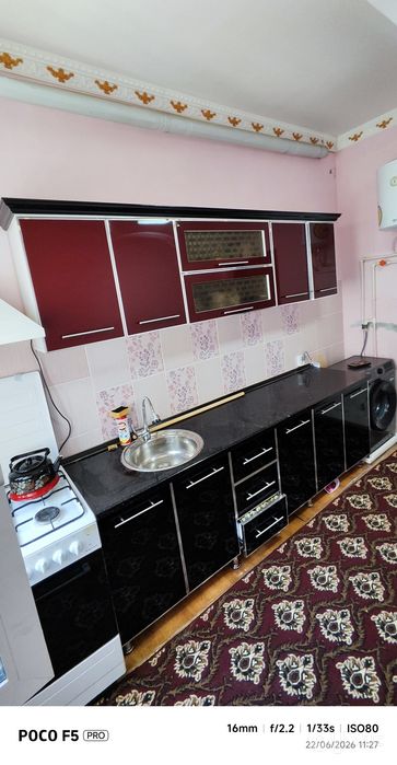 Buxoro shahri Karzinka 1 da tezda 1 xonalik uy sotiladi.