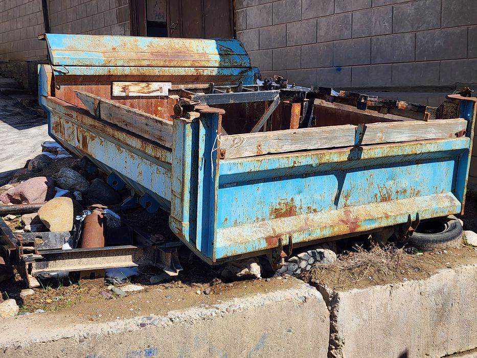 Kuzov sotiladi   moskovski slindir padravnik