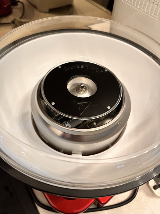 Aparat pentru vata de zahar