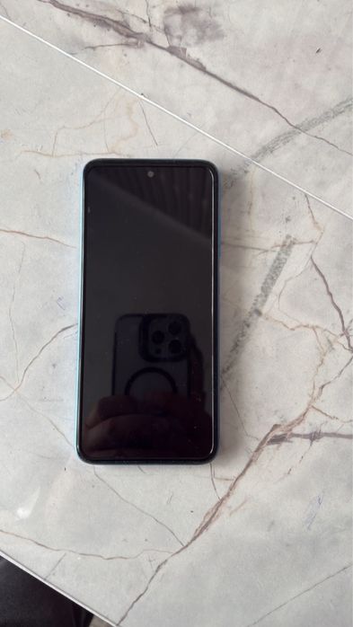 Продам телефон Редми