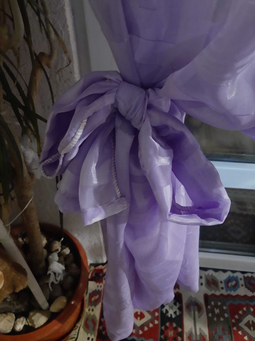 Пердета,лилави,два броя с  панделки за връзване ,разделяне ,декорация
