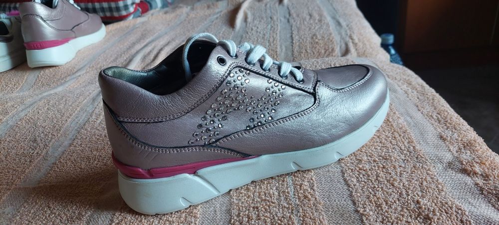 Adidași damă Hogan Interactive