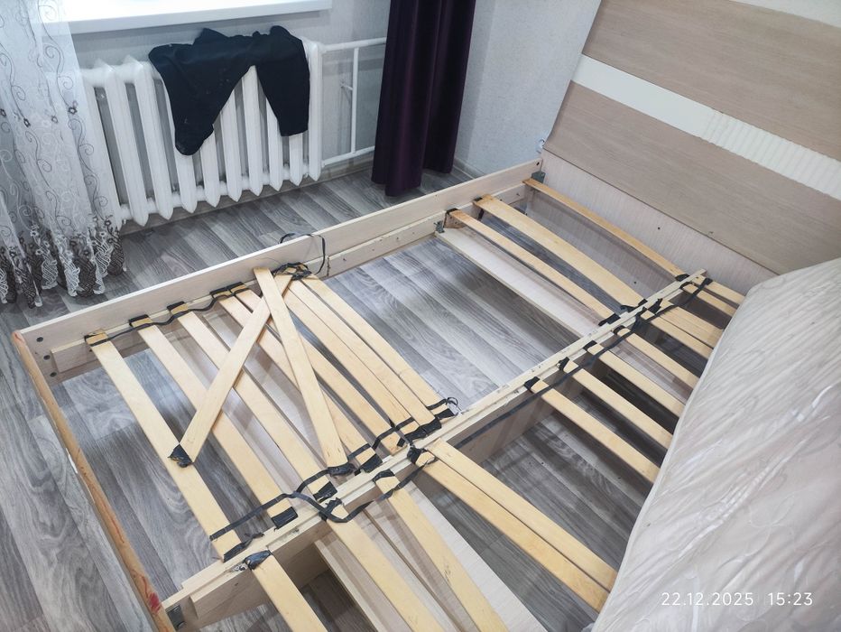 Спальный гарнитур