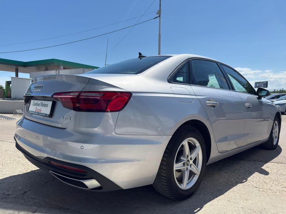 AUDI A4 2022 — imagine 5