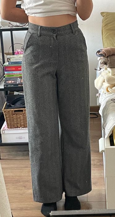 Pantaloni gri cu negru eleganți de toamnă/iarnă Sinsay mărimea xs talie înalte de birou