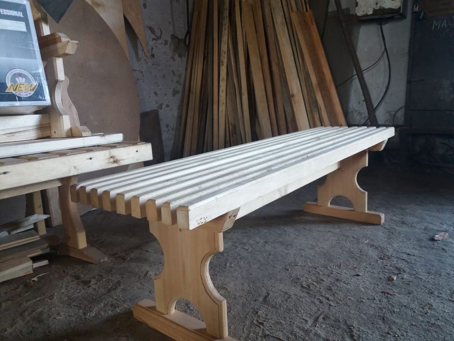 Лавки деревянные