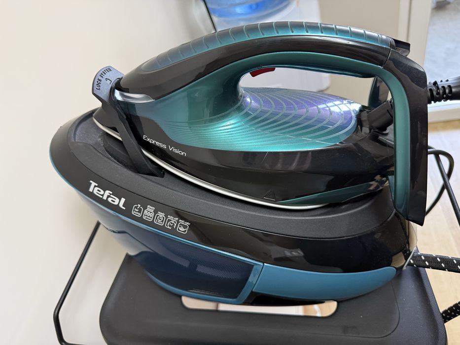 Парогенератор Tefal SV8151E0