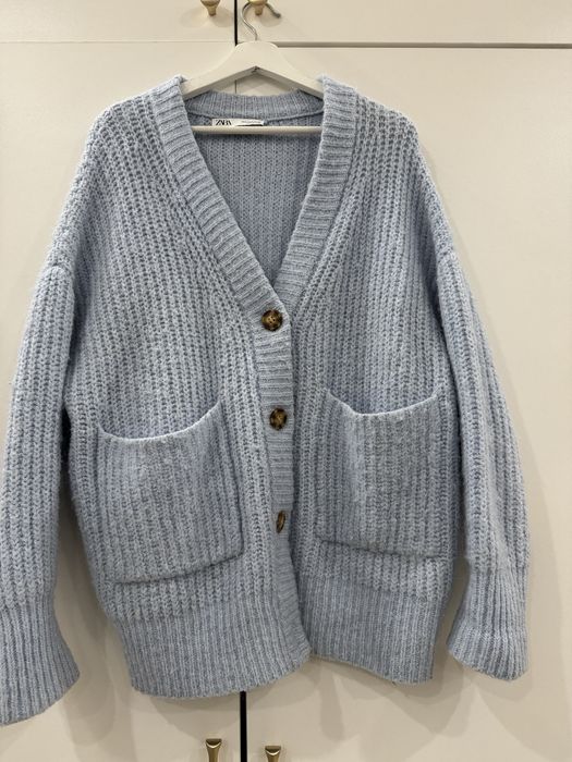 Продается теплый кардиган