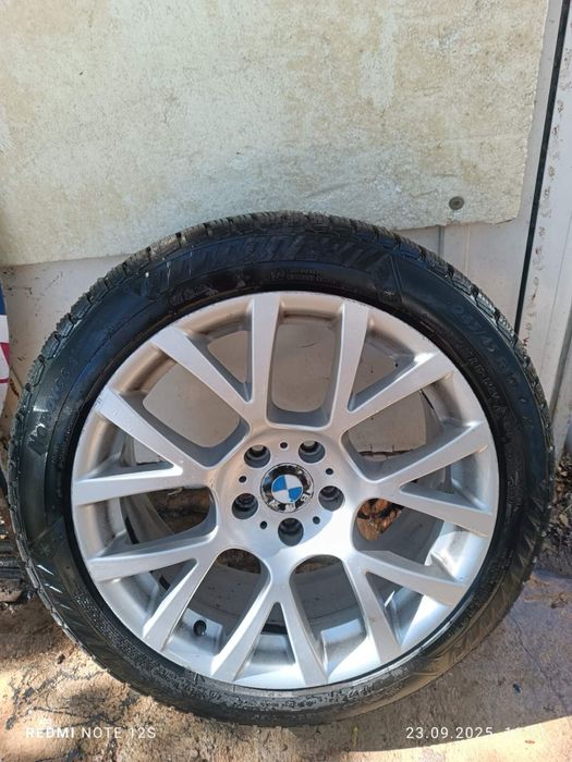 Зимни гуми с джанти 245/45 R19 отлично състояние