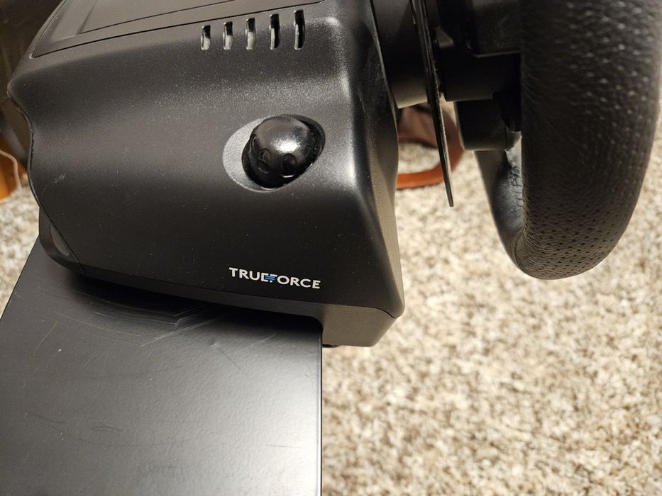 Logitech G923 Racing волан и педали за Ps4,Ps5 ,PC XBOX