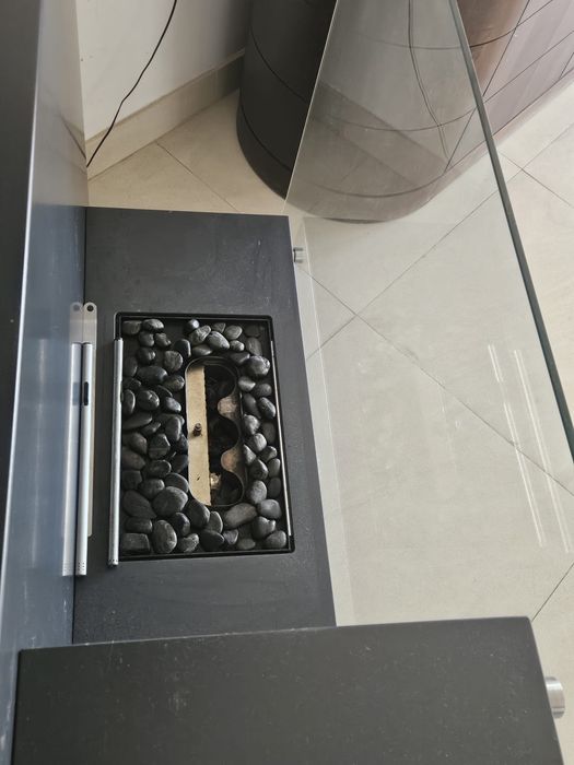 Semineu Planika pe bioetanol, gri, sticlă securizată, 3.500 lei