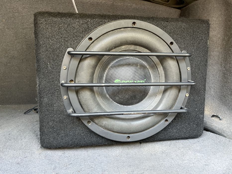 Продам сабвуфер