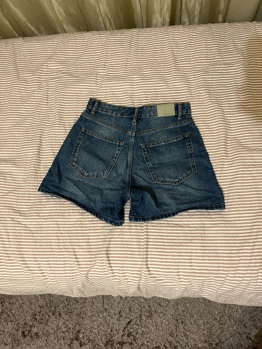 къси сини панталонки за лятото