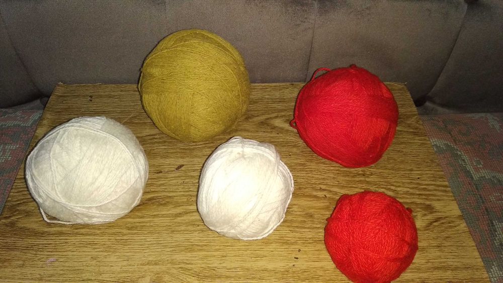 Натуральная шерстяная пряжа