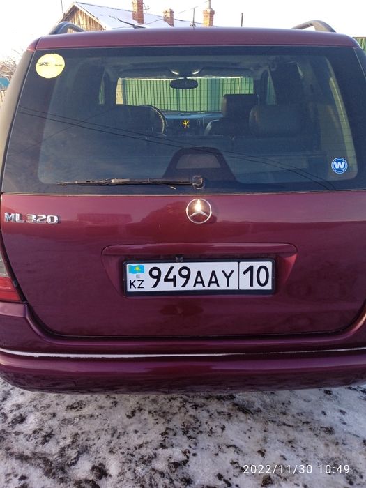 Мерседес Бенс ML-320