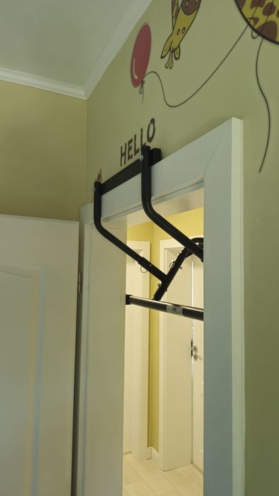 Bara tractiuni reglabila cadru usa fithess pull-ups