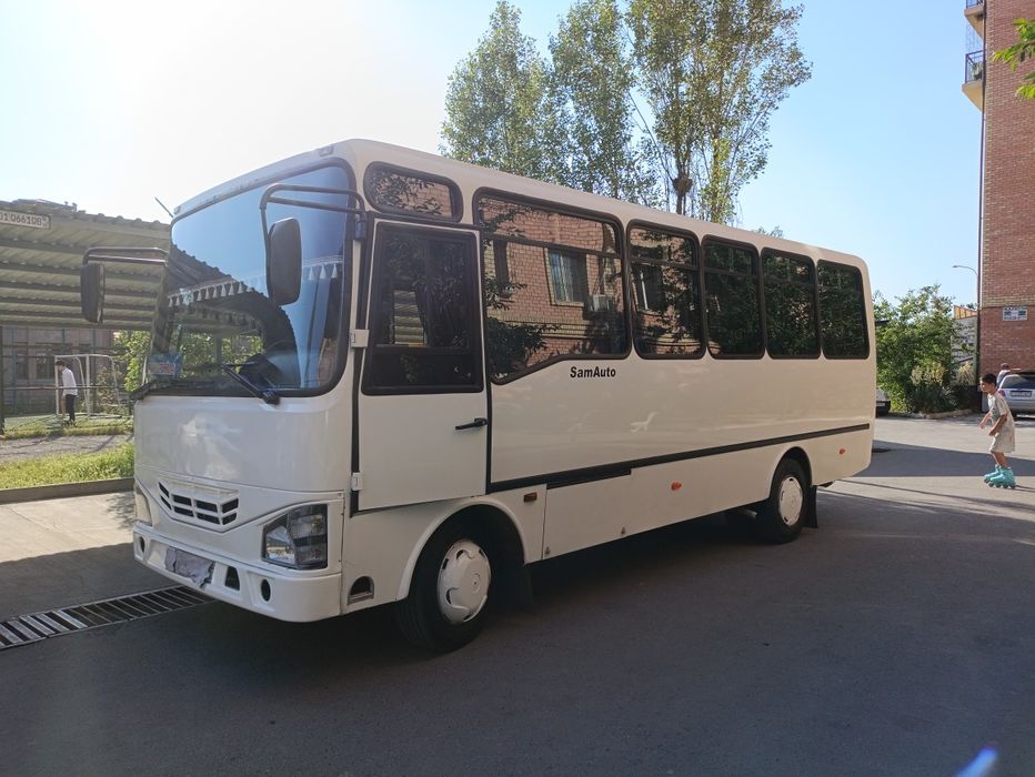 Isuzu avtobuz HC 40  sotiladi yili 2018