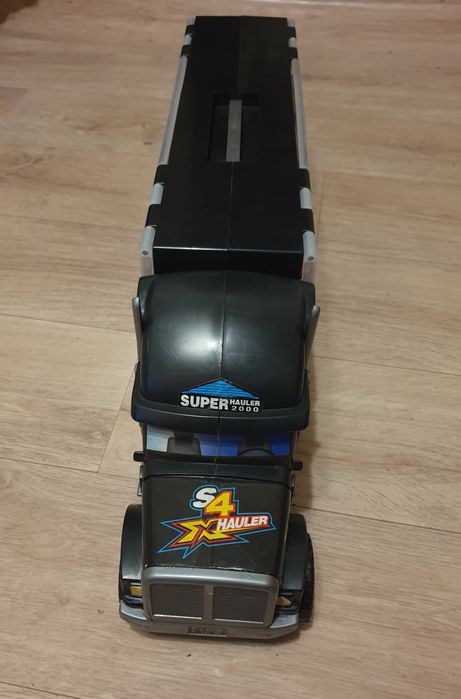 Продам детские машинки .