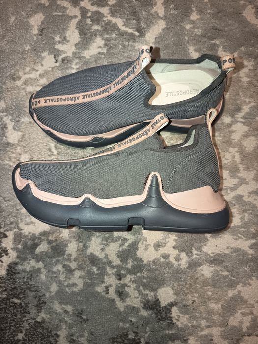 Adidași slip-on Aeopostale