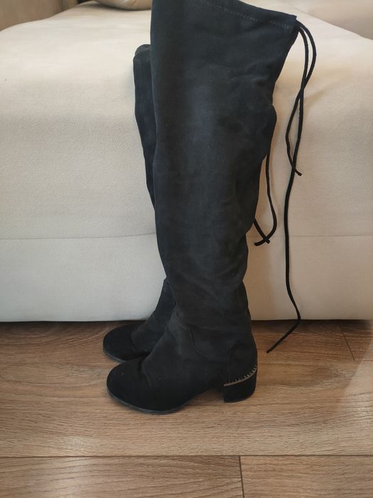 Велурени ботуши чизми