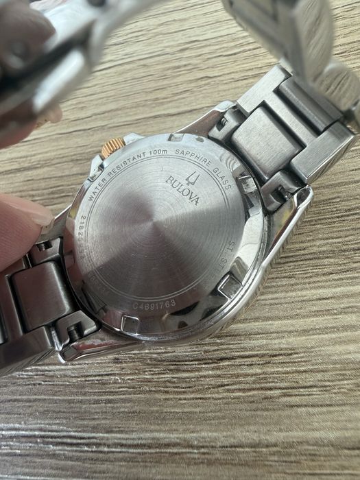 Оригинален часовник Bulova с 23 естествени диаманта
