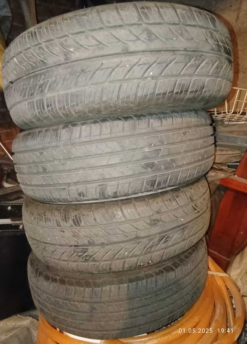 Четири бройки летни гуми 175/65R14 (карани са само един сезон]
