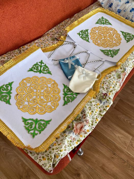 Продам коржын для тоев