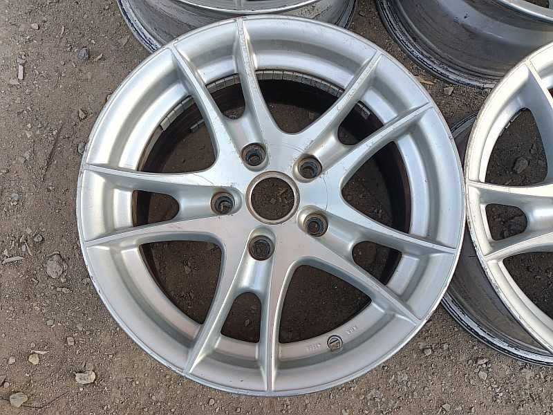 Продам оригинальные легкосплавные диски на BMW 5 e34