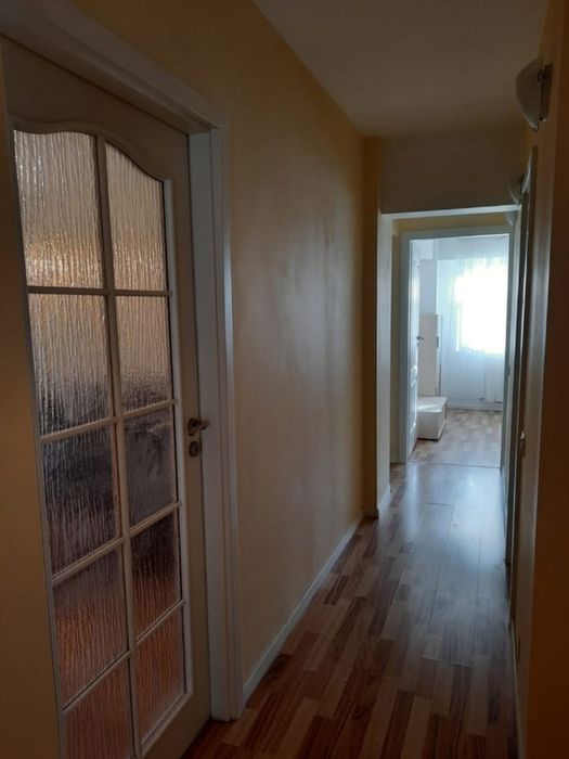 Închiriez ap 3 camere Aviației