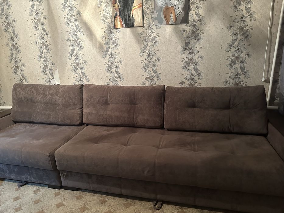 Диван многофункциональный. В отличном состоянии.