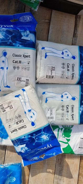 Комбинезон одноразовый