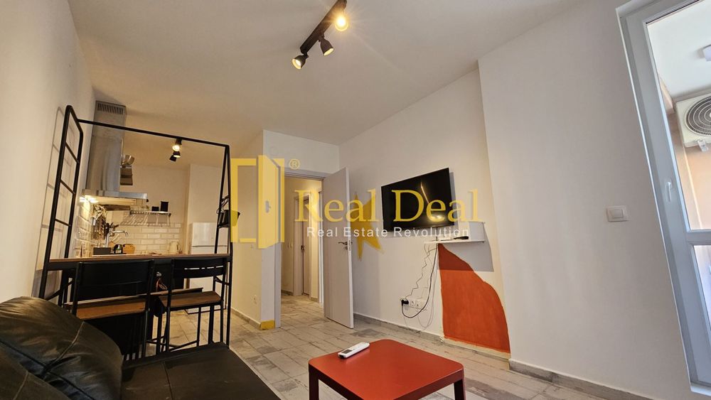 Дава се под наем Двустаен апартамент в София, Зона Б-19 - 55 кв.м за 767 € - Снимка #1